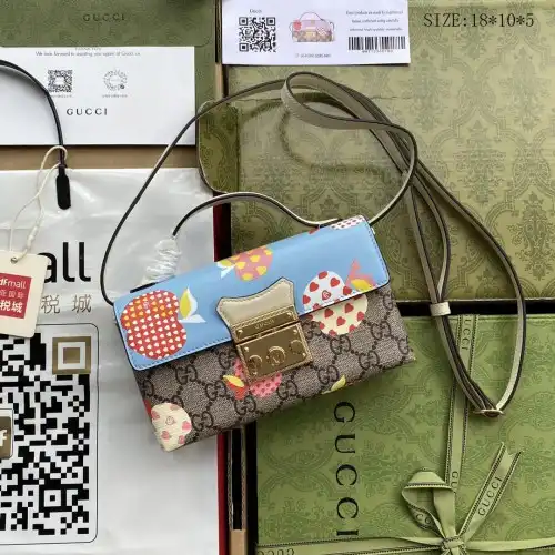 G*u*i s bags 2108ya0071