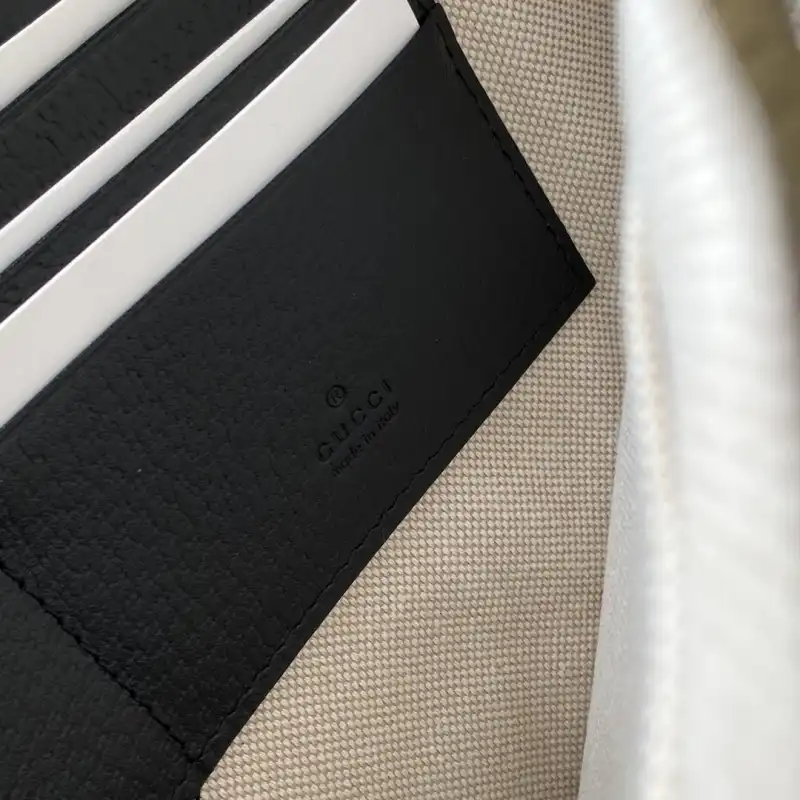 G*u*i s bags 2108ya0090