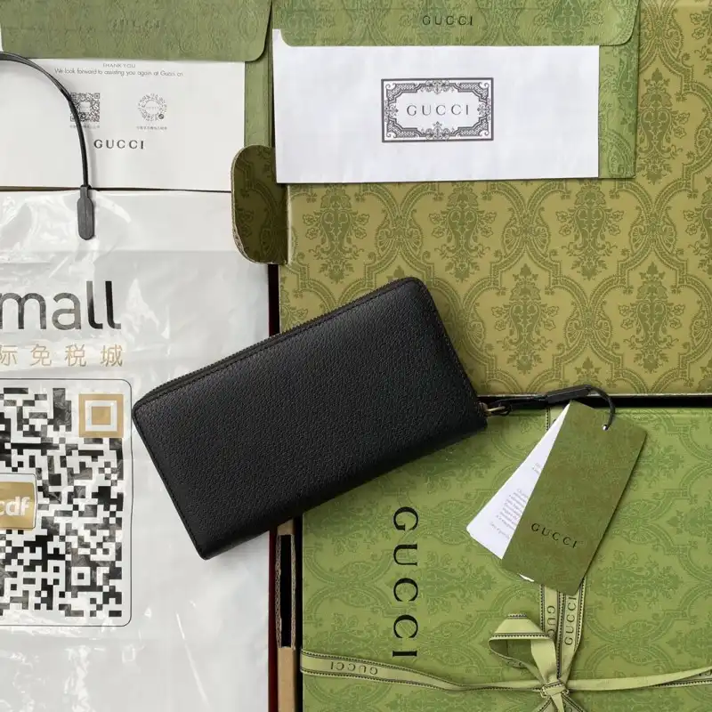 G*u*i s bags 2108ya0091