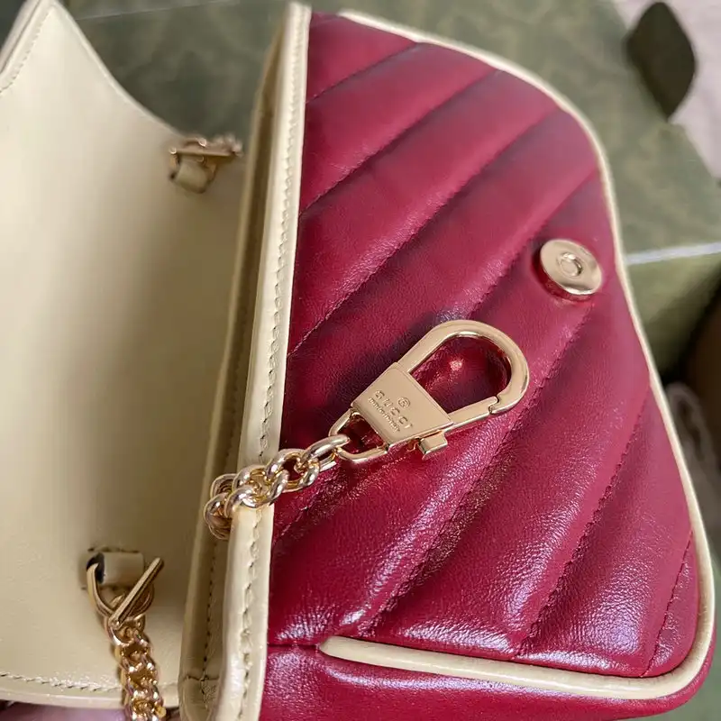 G*u*i bags 2109dj0046