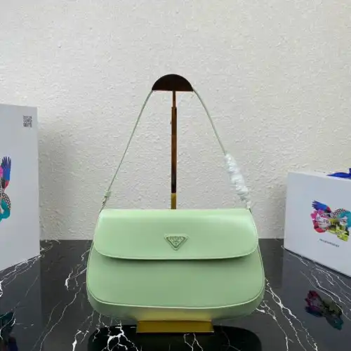 Pra*a bag 2109ya0133