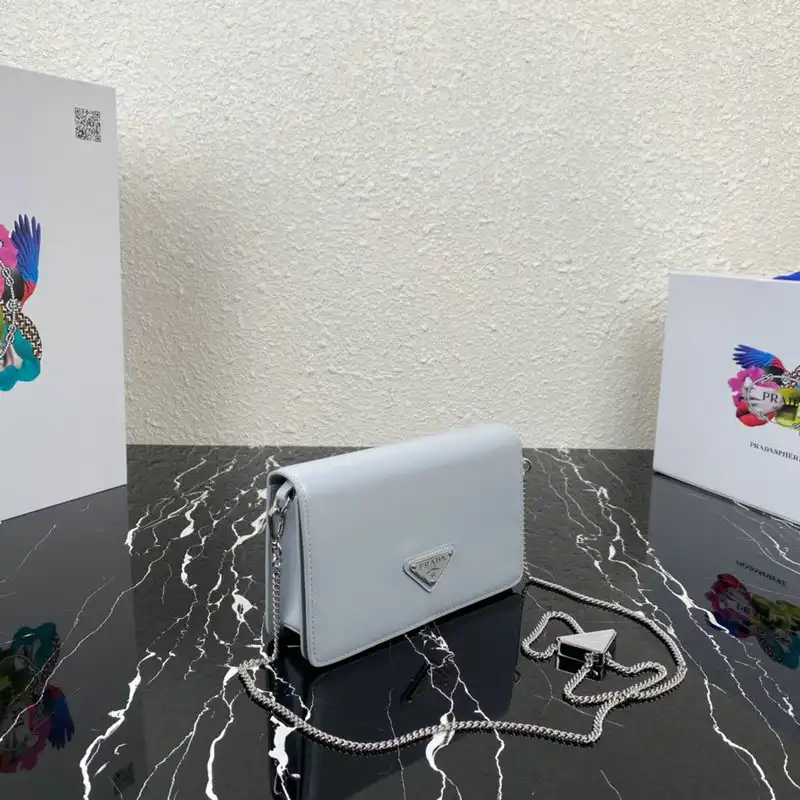 Pra*a bag 2109ya0140