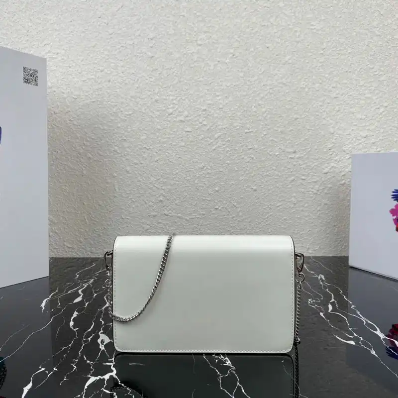 Pra*a bag 2109ya0141