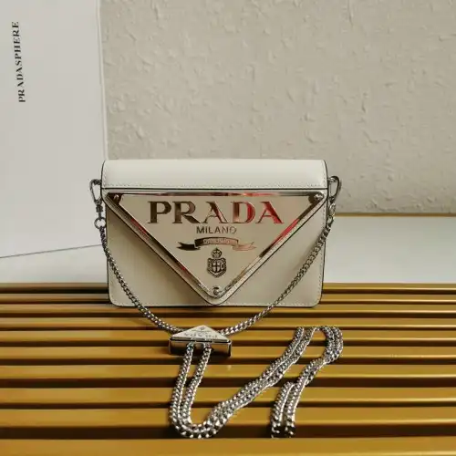 Pra*a bags 2111fy0027