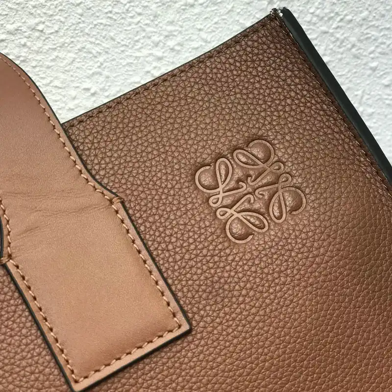 L0ew* bags 2111ya0010