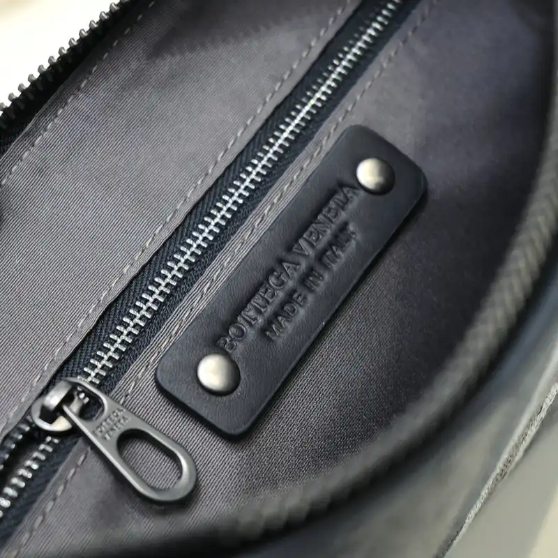 b0tt*ga Ven*ta bags 2111yz0015