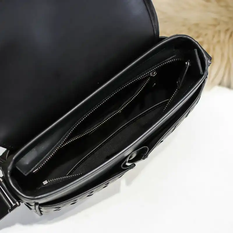 b0tt*ga Ven*ta bags 2111yz0017