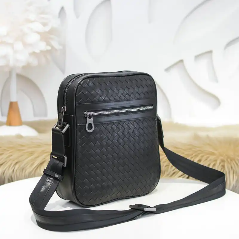 b0tt*ga Ven*ta bags 2111yz0018