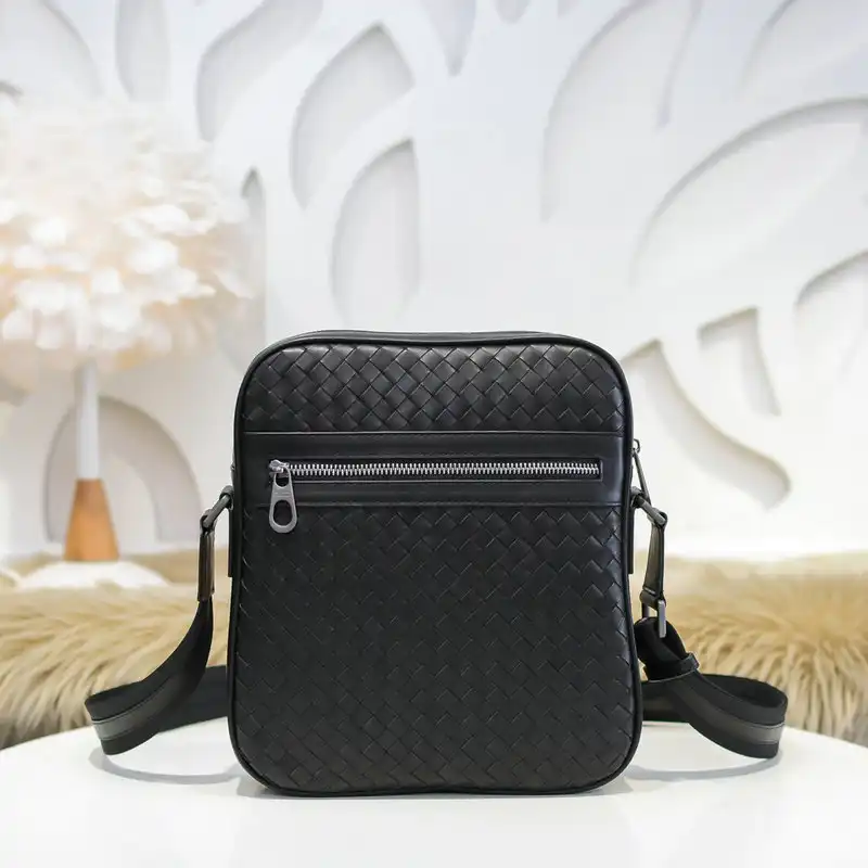 b0tt*ga Ven*ta bags 2111yz0018