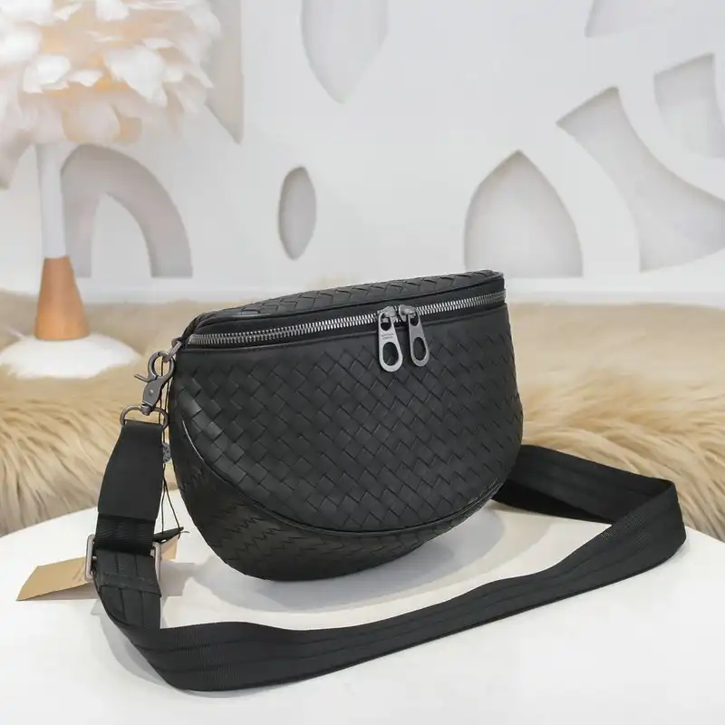 b0tt*ga Ven*ta bags 2111yz0019