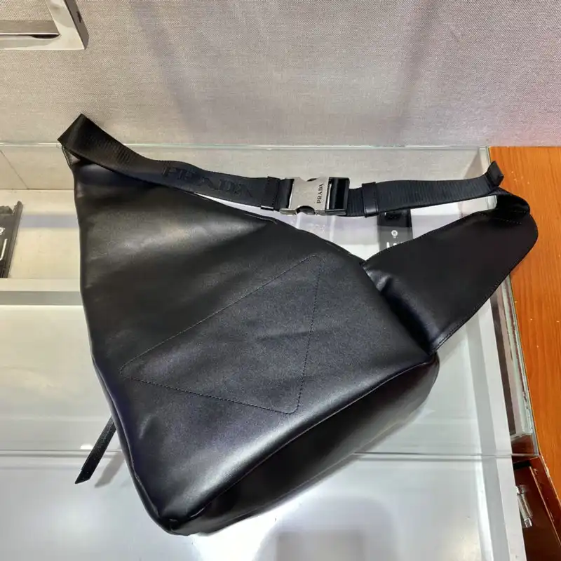 Pra*a bags 2111yz0050