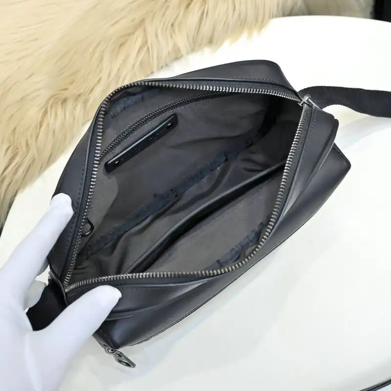 b0tt*ga Ven*ta bags 2111yz0084