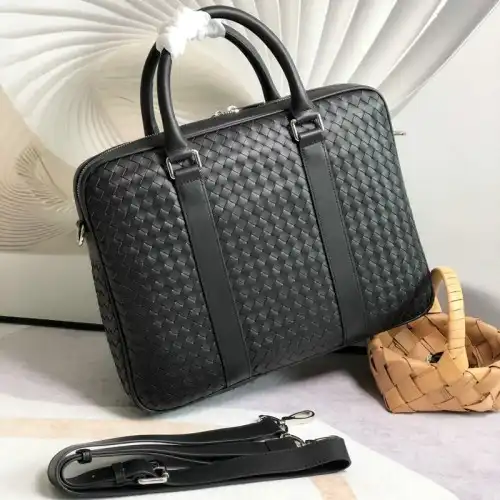 b0tt*ga Ven*ta bags 2111yz0088