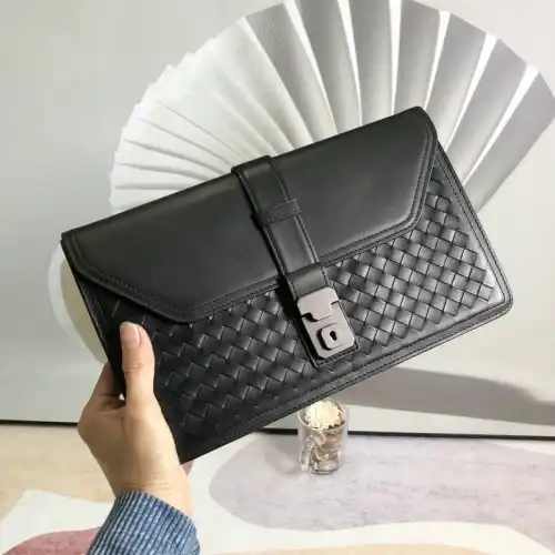 b0tt*ga Ven*ta bags 2111yz0090