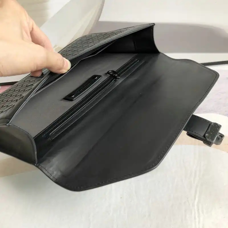 b0tt*ga Ven*ta bags 2111yz0090