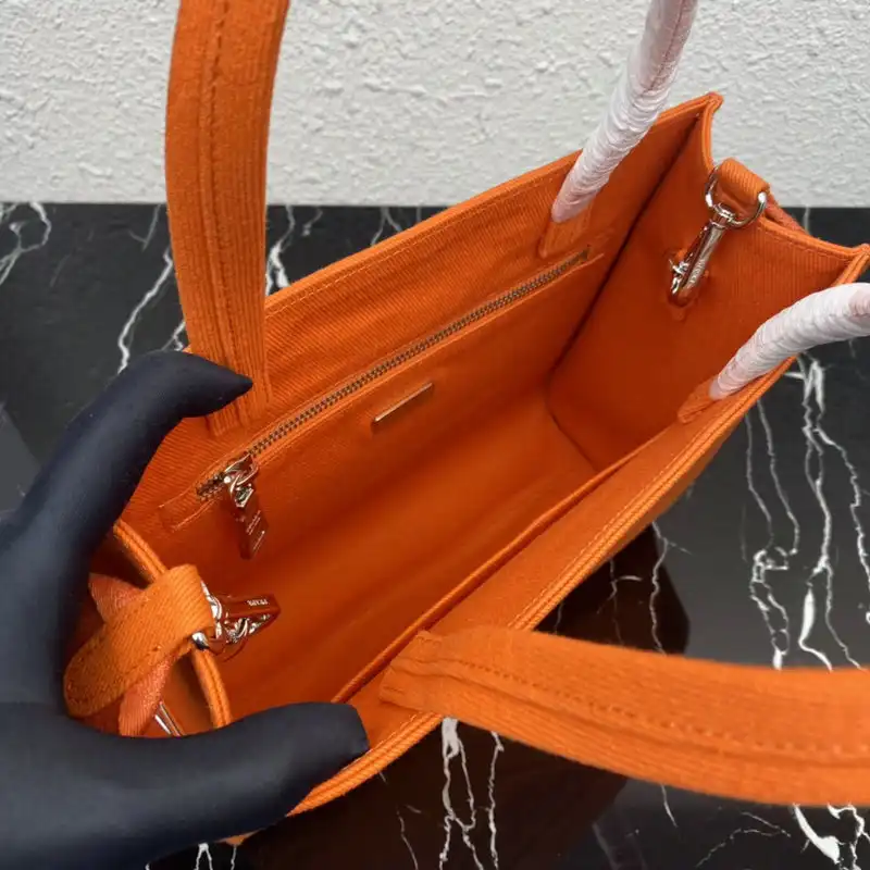 Pra*a bags 2112dj0078