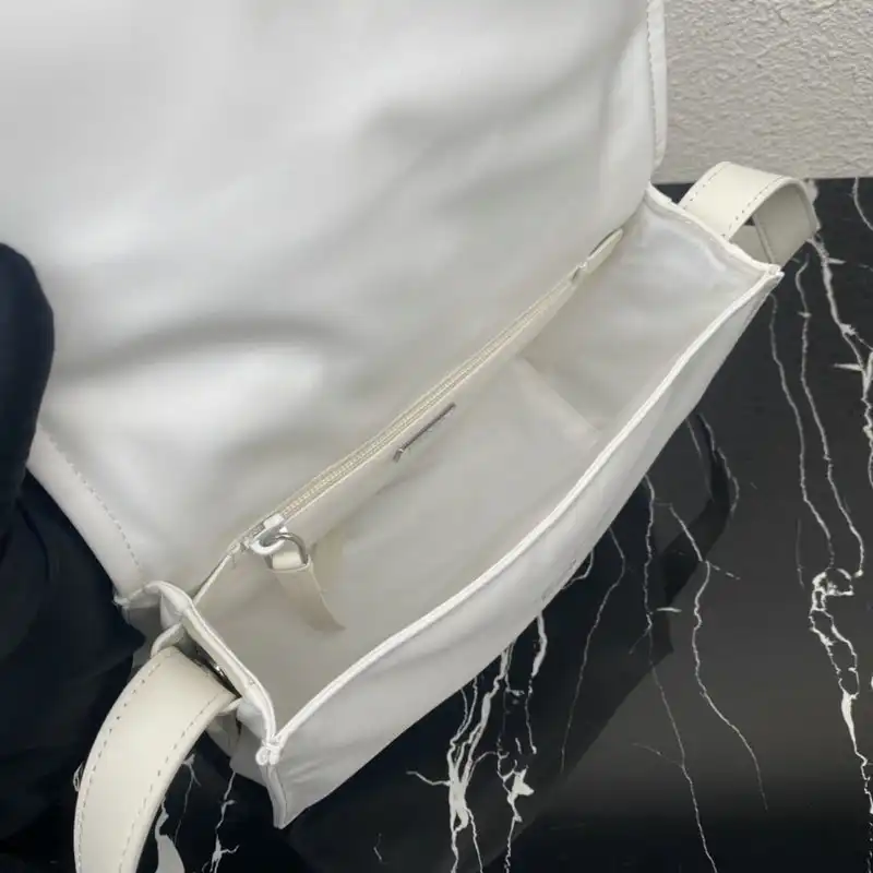 Pra*a bags 2112dj0096