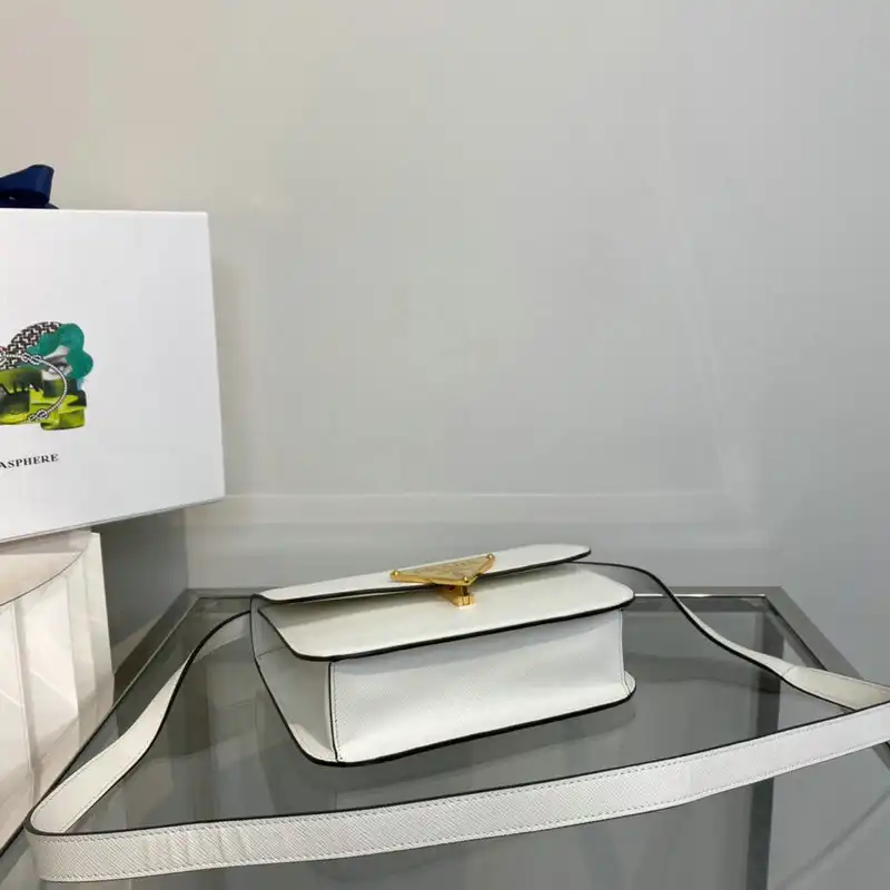 Pra*a bag 2201dj0004