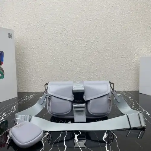 Pra*a bag 2201dj0008