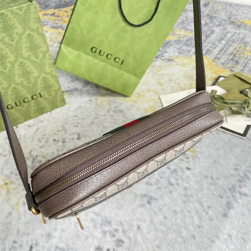 G*u*i bag 2201dj0047