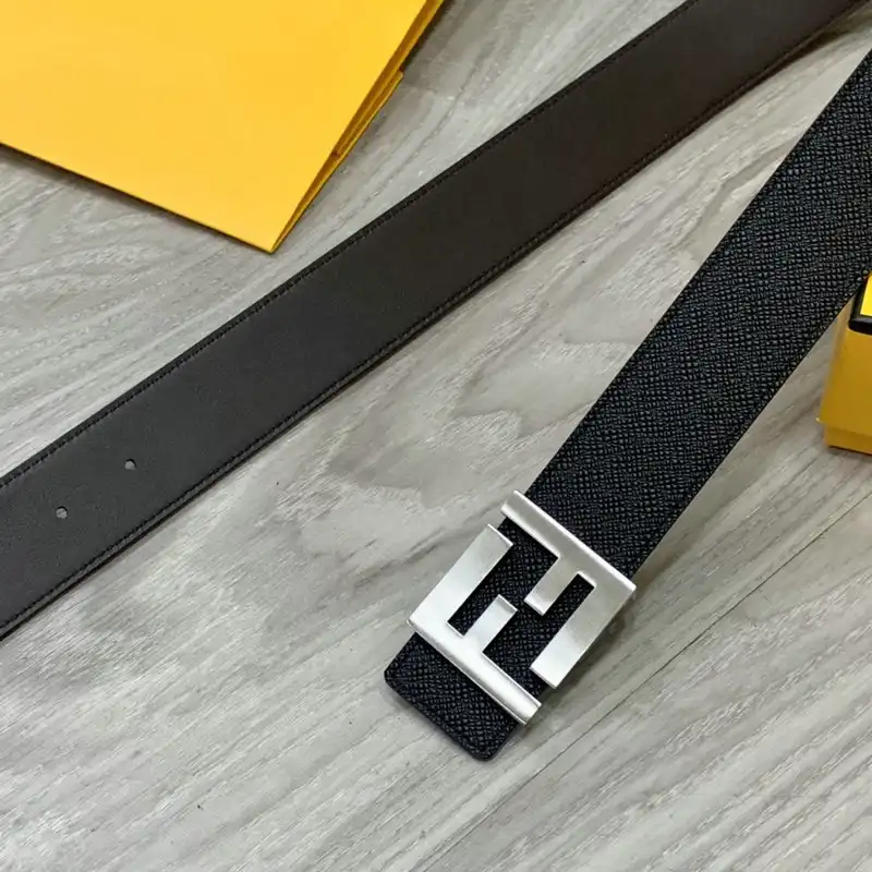 F**di belts 2204xa0054