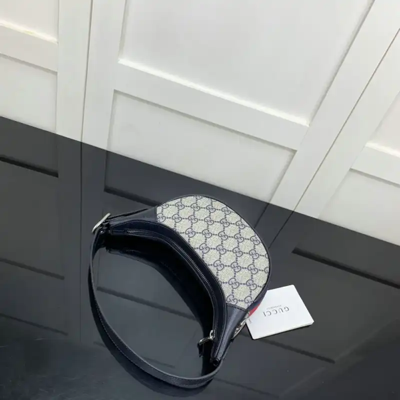 G*u*i bag 2204ya0023