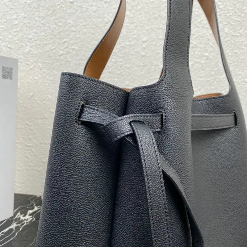 Pra*a bag 2204ya0052