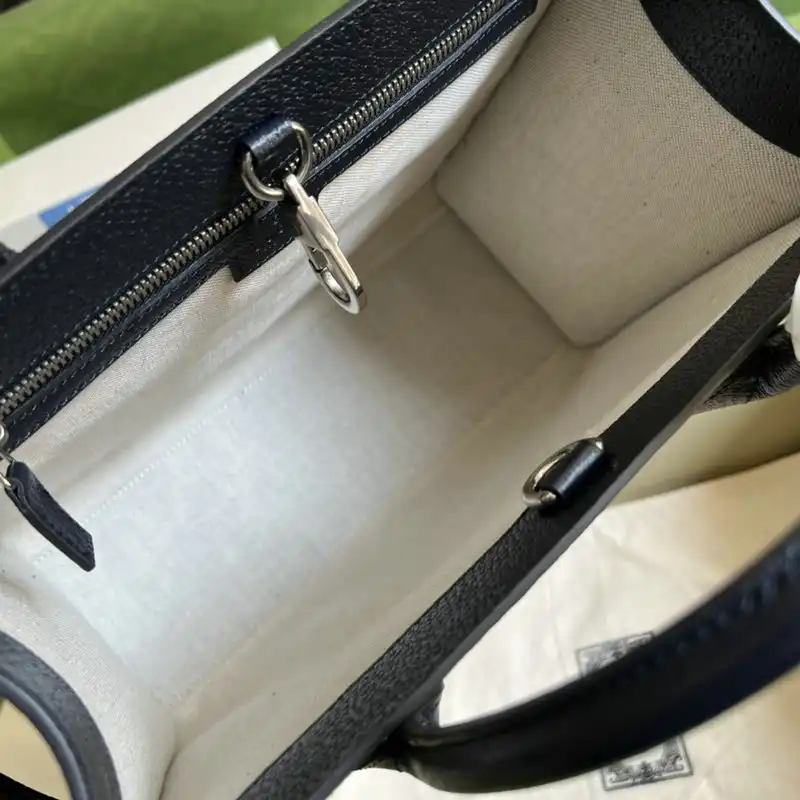 G*u*i bag 2204ya0062