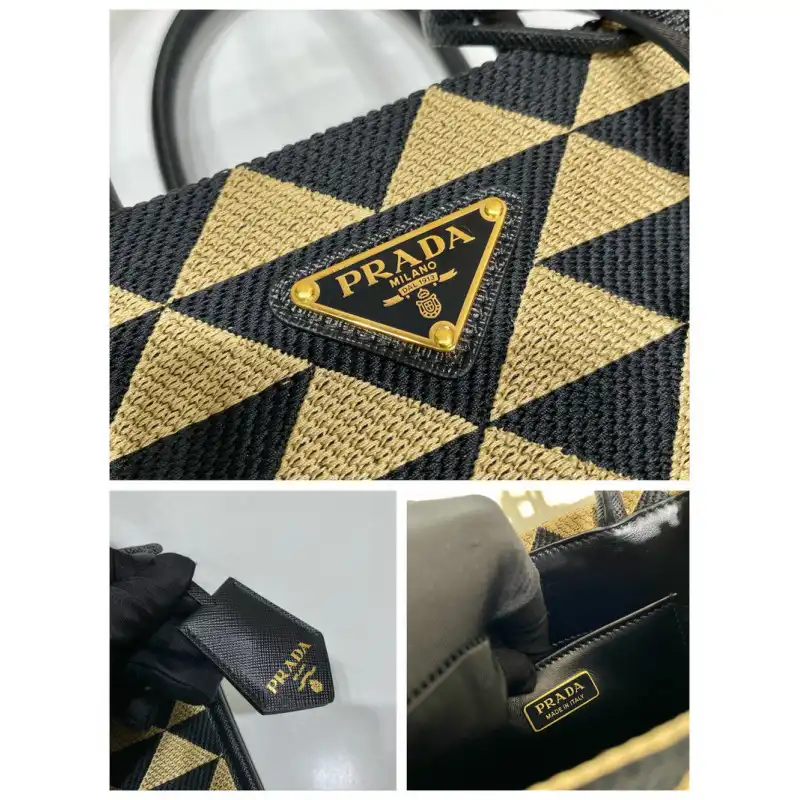 Pra*a bag 2204yz0003