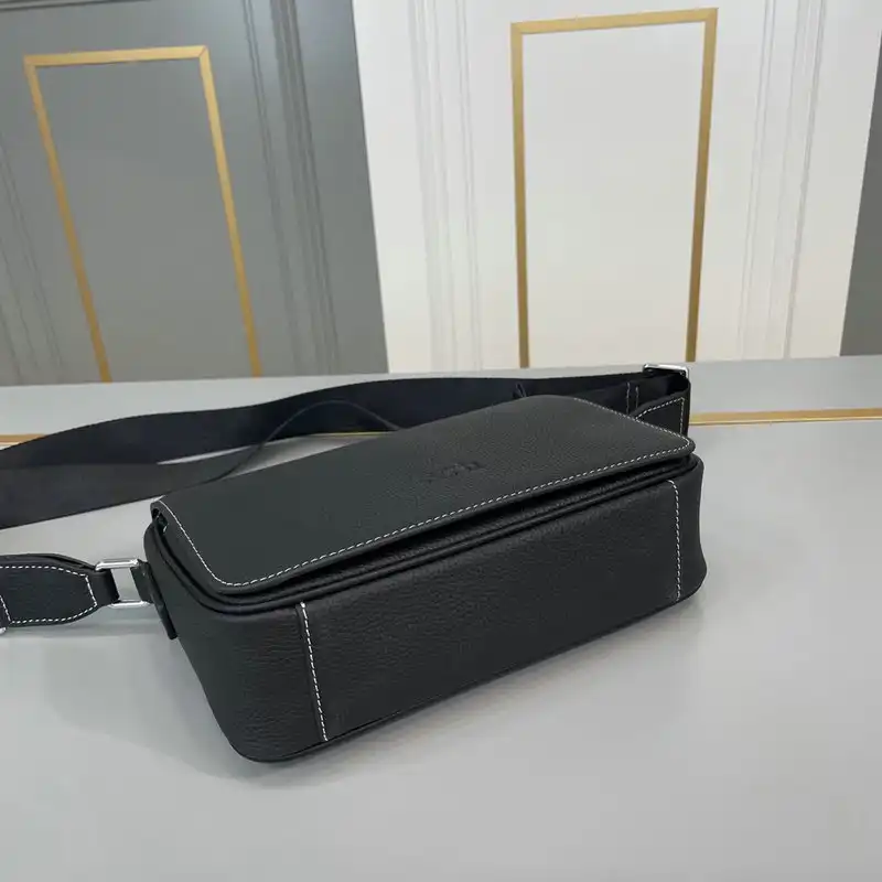 H**me5 bag 2204yz0036