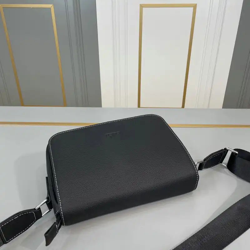 H**me5 bag 2204yz0036