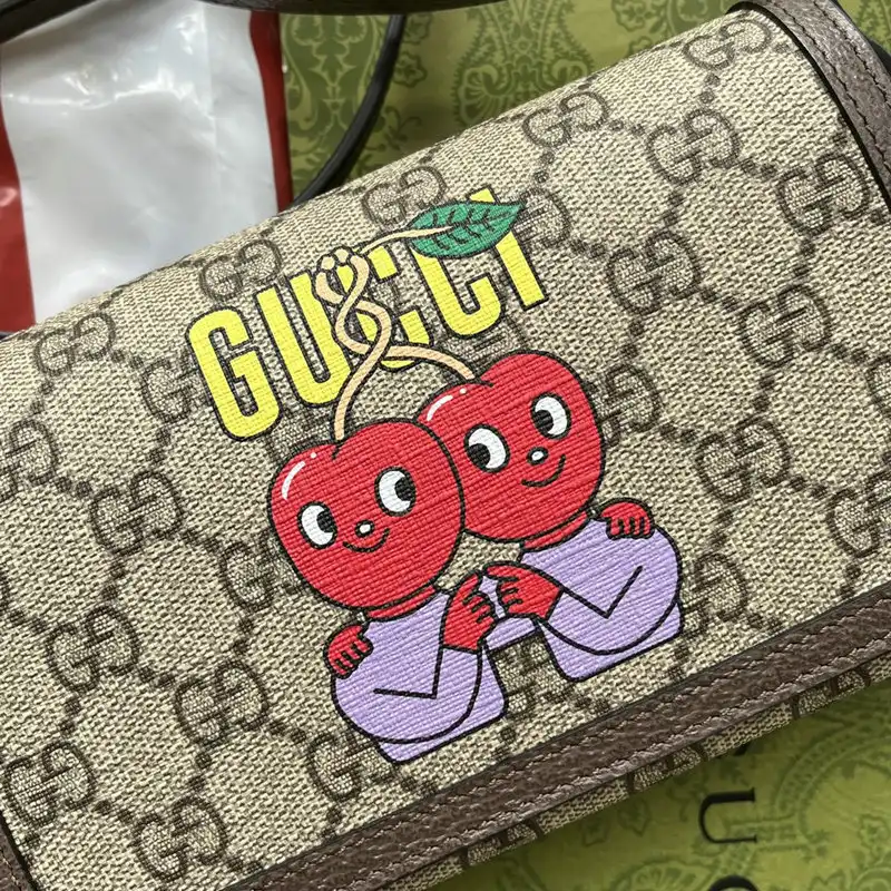 G*u*i bag 2207ya0012