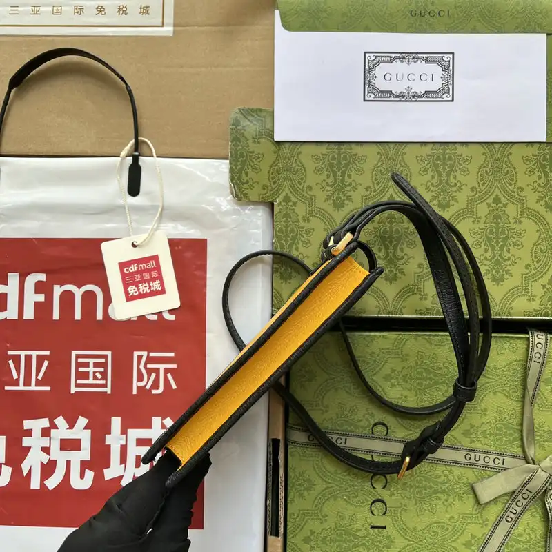 G*u*i bag 2207ya0018