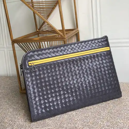 b0tt*ga Ven*ta bag 2209sf0142