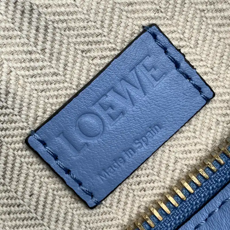 L0ew* bag 2209sw0006