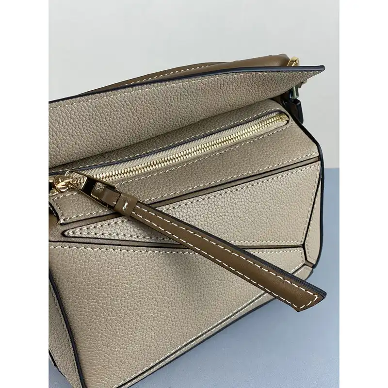 L0ew* bag 2209sw0008