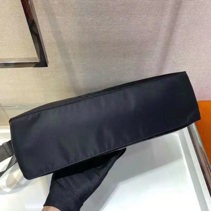 Pra*a bag 2209yz0014