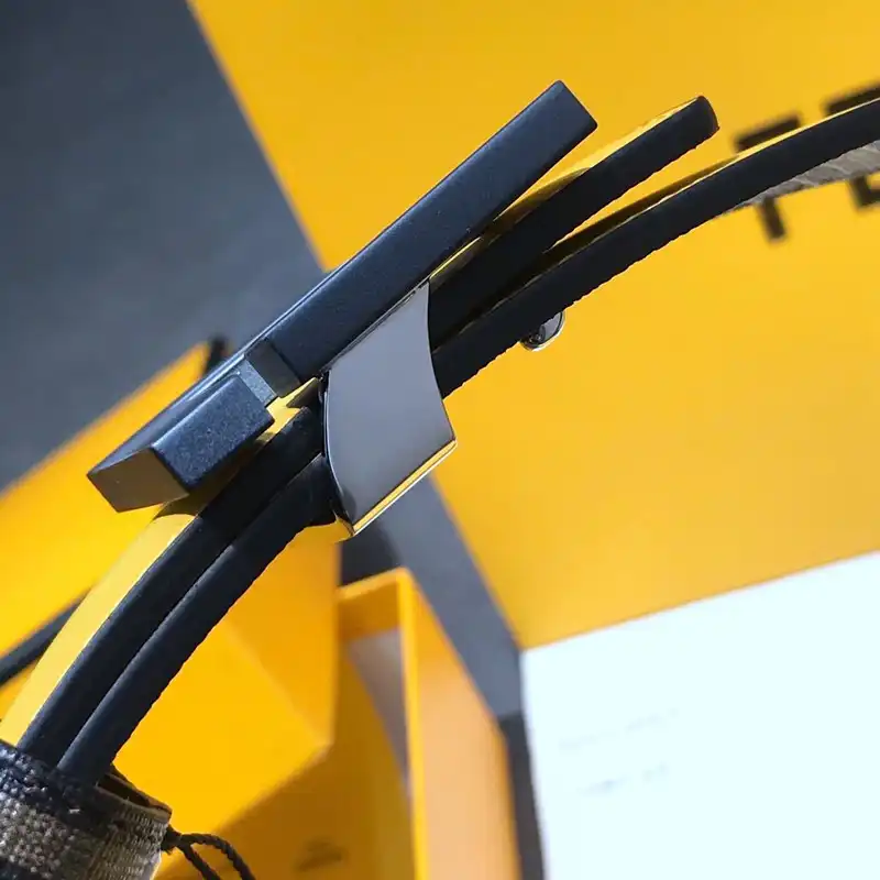 F**di belts 2210xf0002