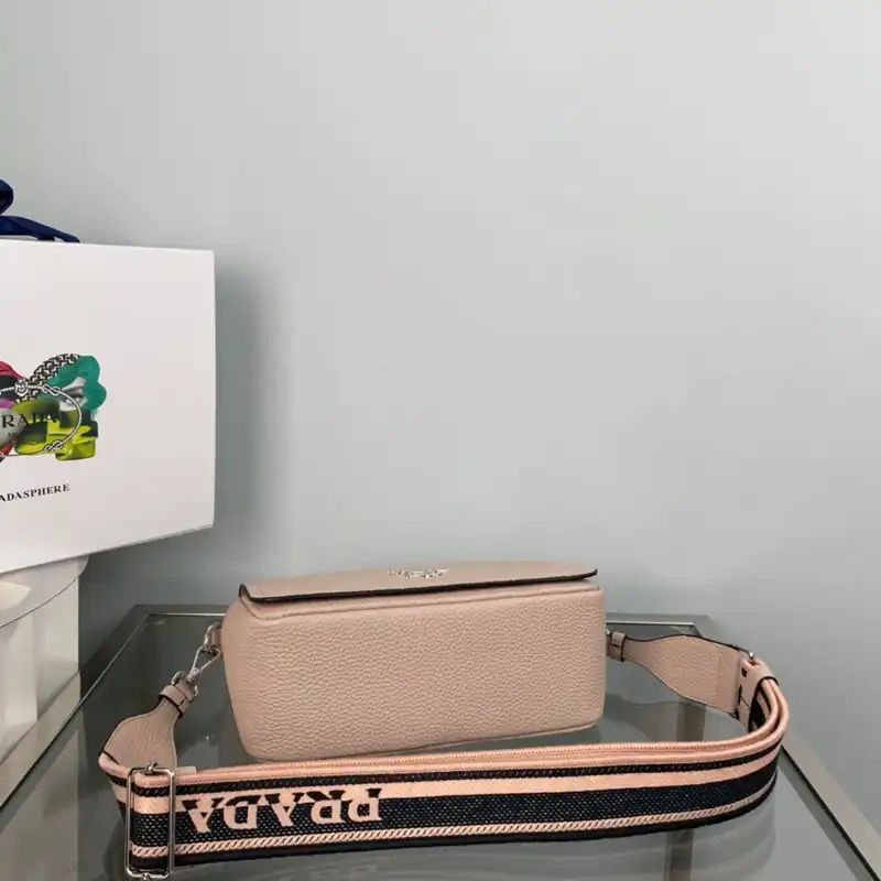 Pra*a bag 2210ya0056