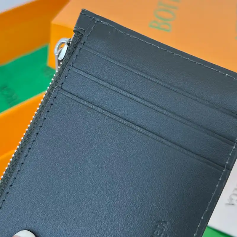 b0tt*ga Ven*ta bag 2211sf0041