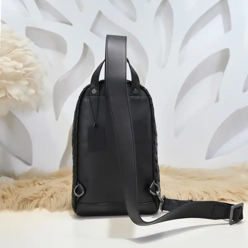 b0tt*ga Ven*ta bag 2212yz0050