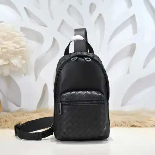 b0tt*ga Ven*ta bag 2212yz0050