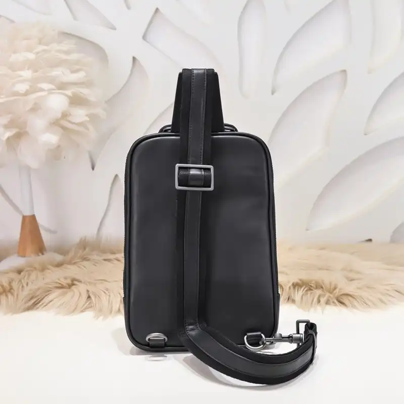 b0tt*ga Ven*ta bag 2212yz0052