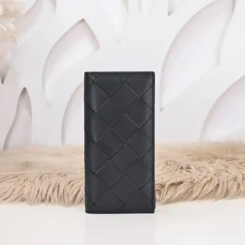 b0tt*ga Ven*ta bag 2212yz0061