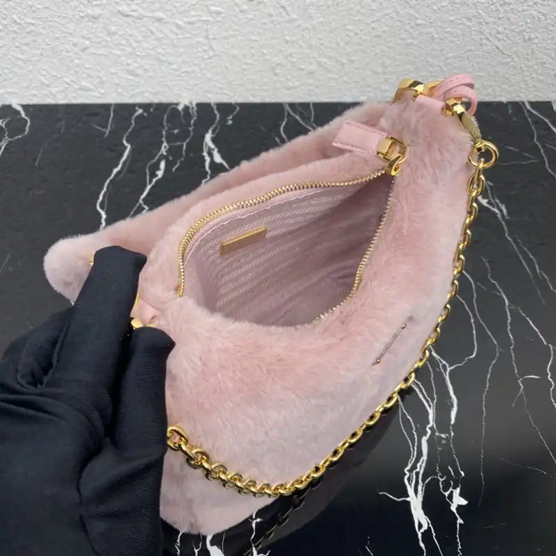 Pra*a bag 2301yz0009