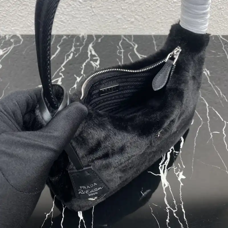 Pra*a bag 2301yz0013