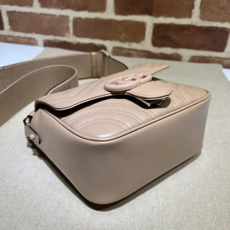 G*u*i bag 2304ya0095