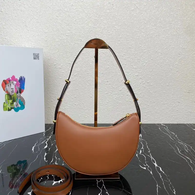 Pra*a bag 2304ya0155