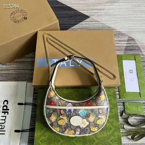 G*u*i bag 2305ht0022