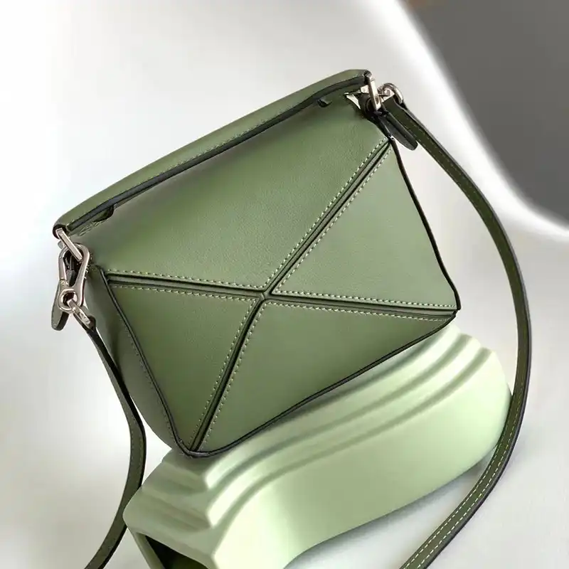 L0ew* bag 2305ht0024